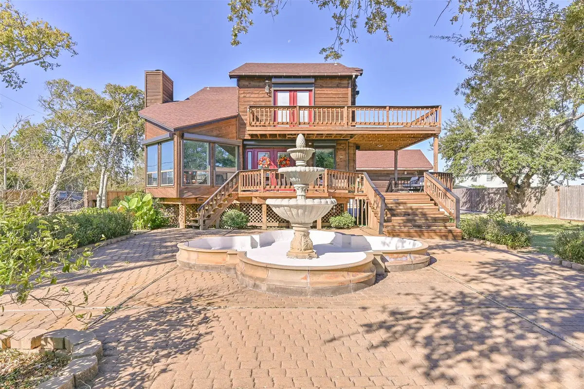 114 24th Street, Dickinson, TX 77539 - Image #1