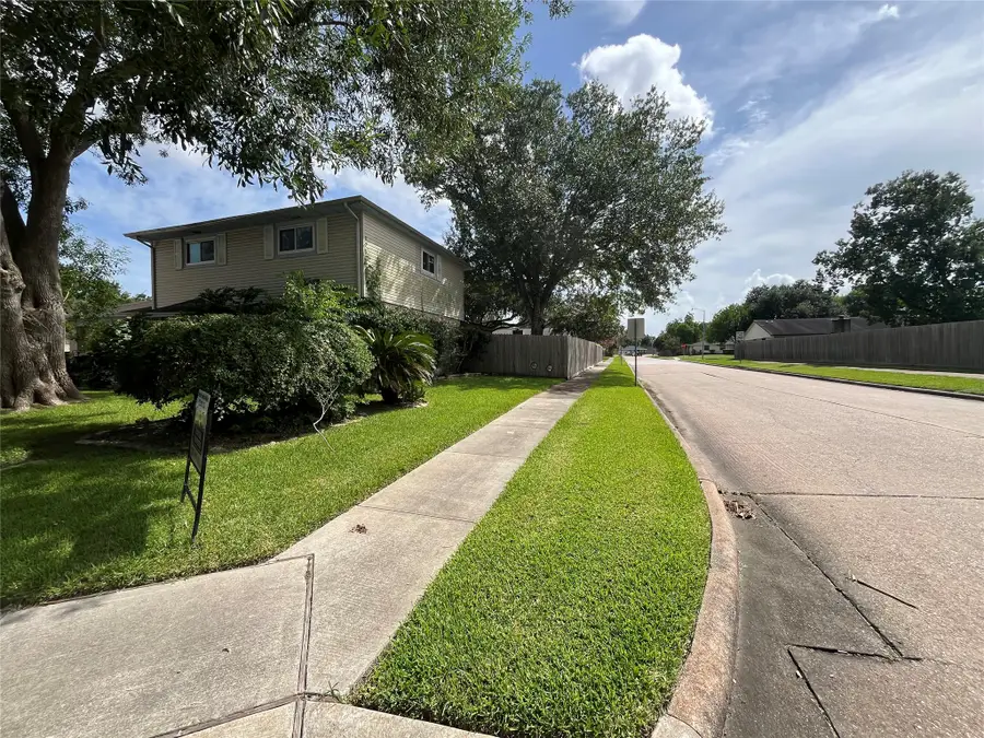 6213 Creekside Lane, League City, TX 77573 - #2