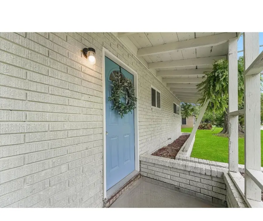 309 E Kay Street, Dayton, TX 77535 - #3