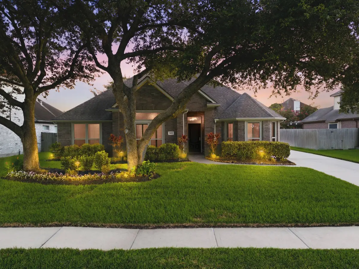 9405 Sundown Drive, Pearland, TX 77584 - #1
