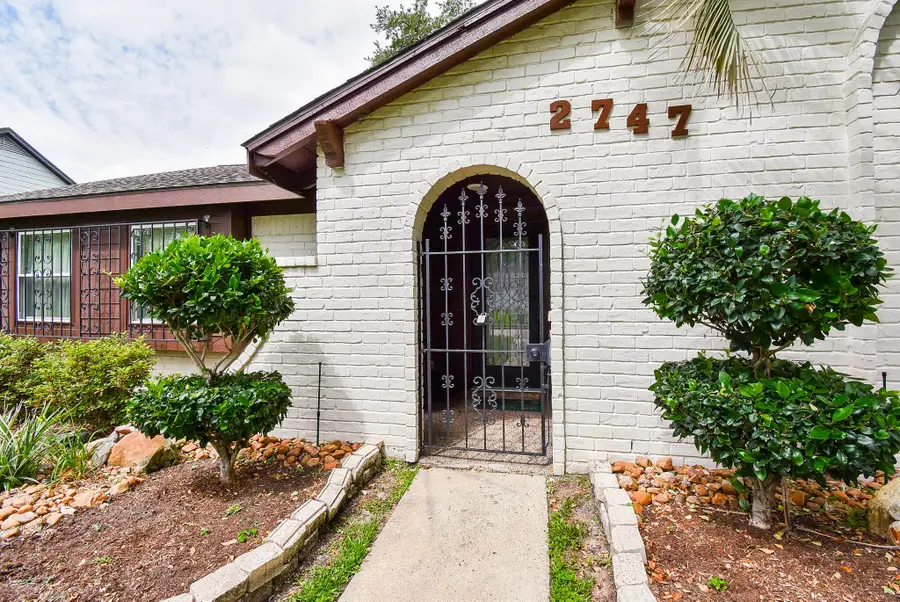 2747 Durban Drive, Houston, TX 77043 - #3
