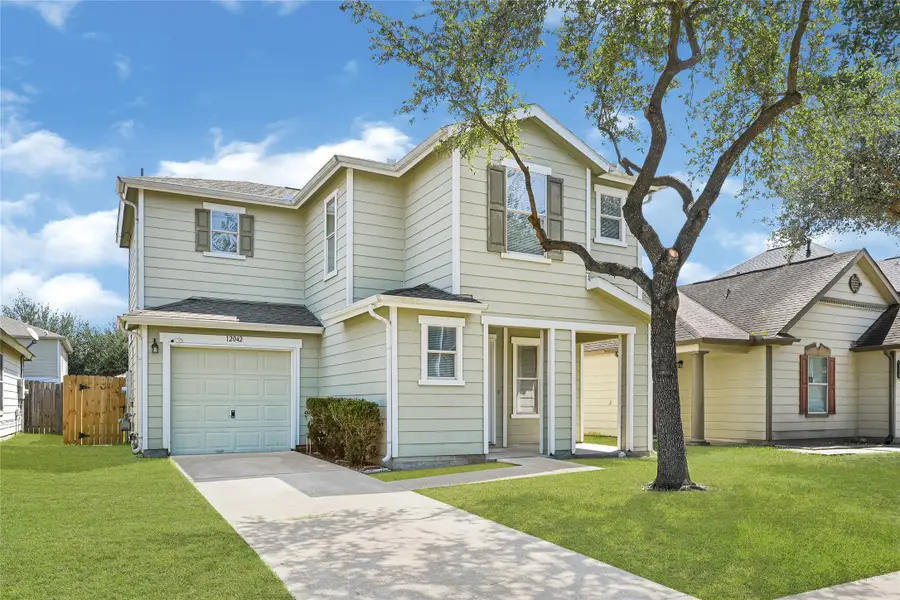 12042 Mallard Stream Court, Houston, TX 77038 - Image #2