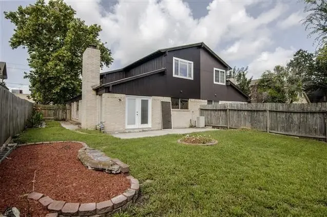 411 S Austin Street, Webster, TX 77598 - #2