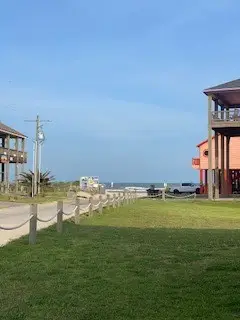 abst 65 B franks sur open SE S Stingaree Drive, Crystal Beach, TX 77650 - #2