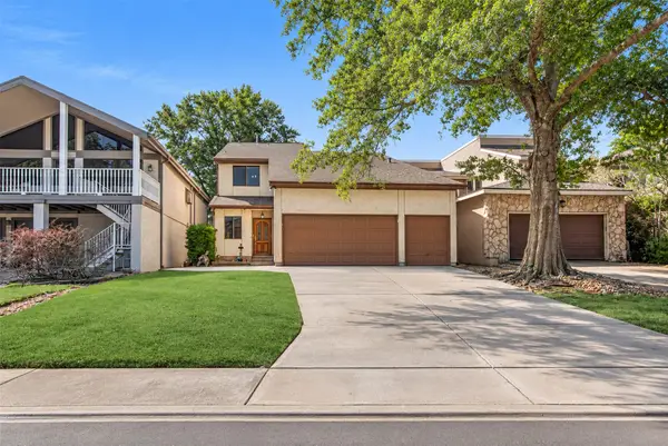 50 Waters Edge Street, Conroe, TX 77356