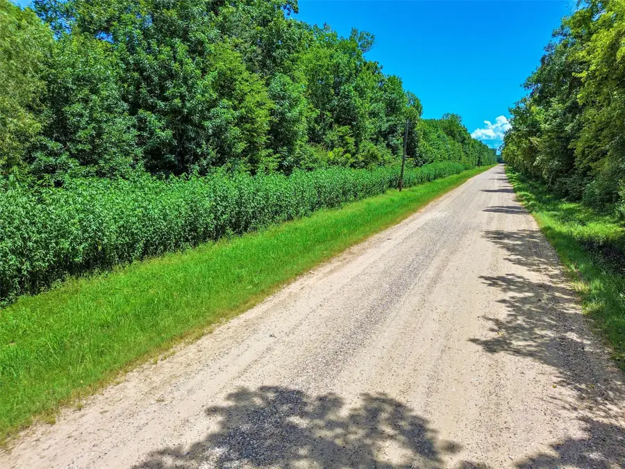 900 County Road 2500, Liberty, TX 77575 - Image #2