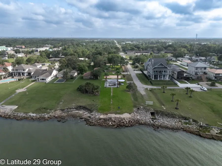 2588 Cliff Drive, Dickinson, TX 77539 - #3