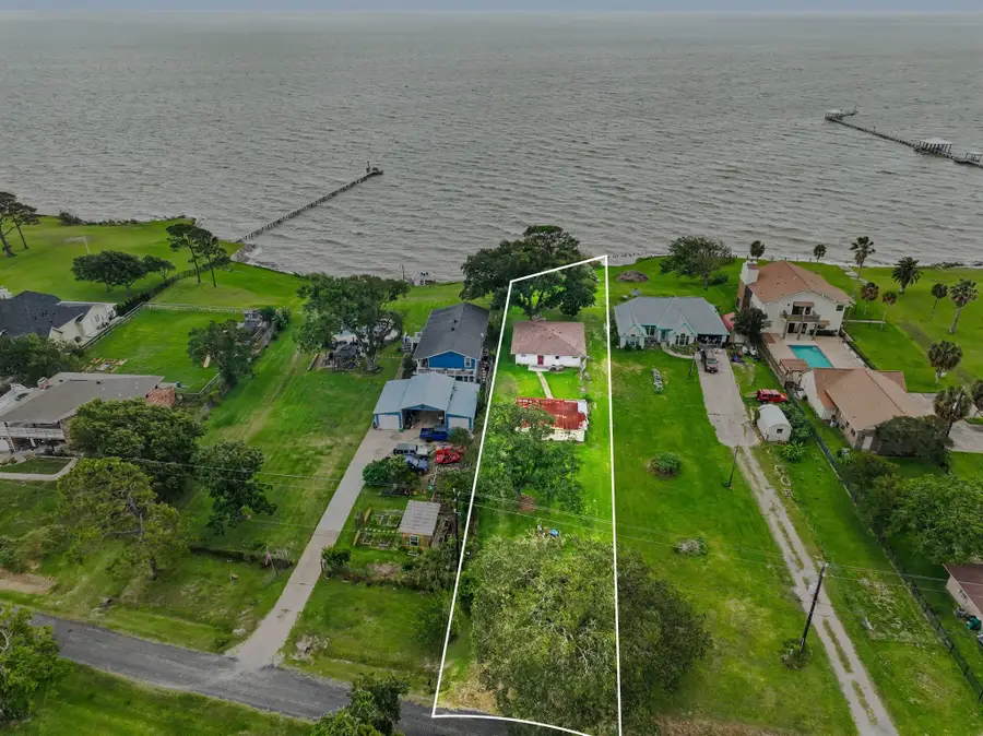 10518 Ocean Drive, Beach City, TX 77523 - #2