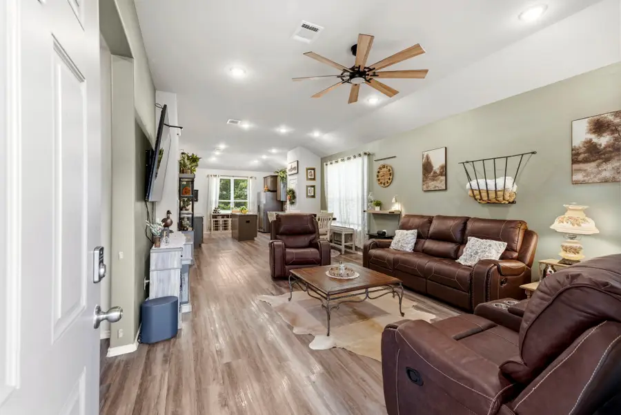 123 Town And Country Road, Huntsville, TX 77320 - #3