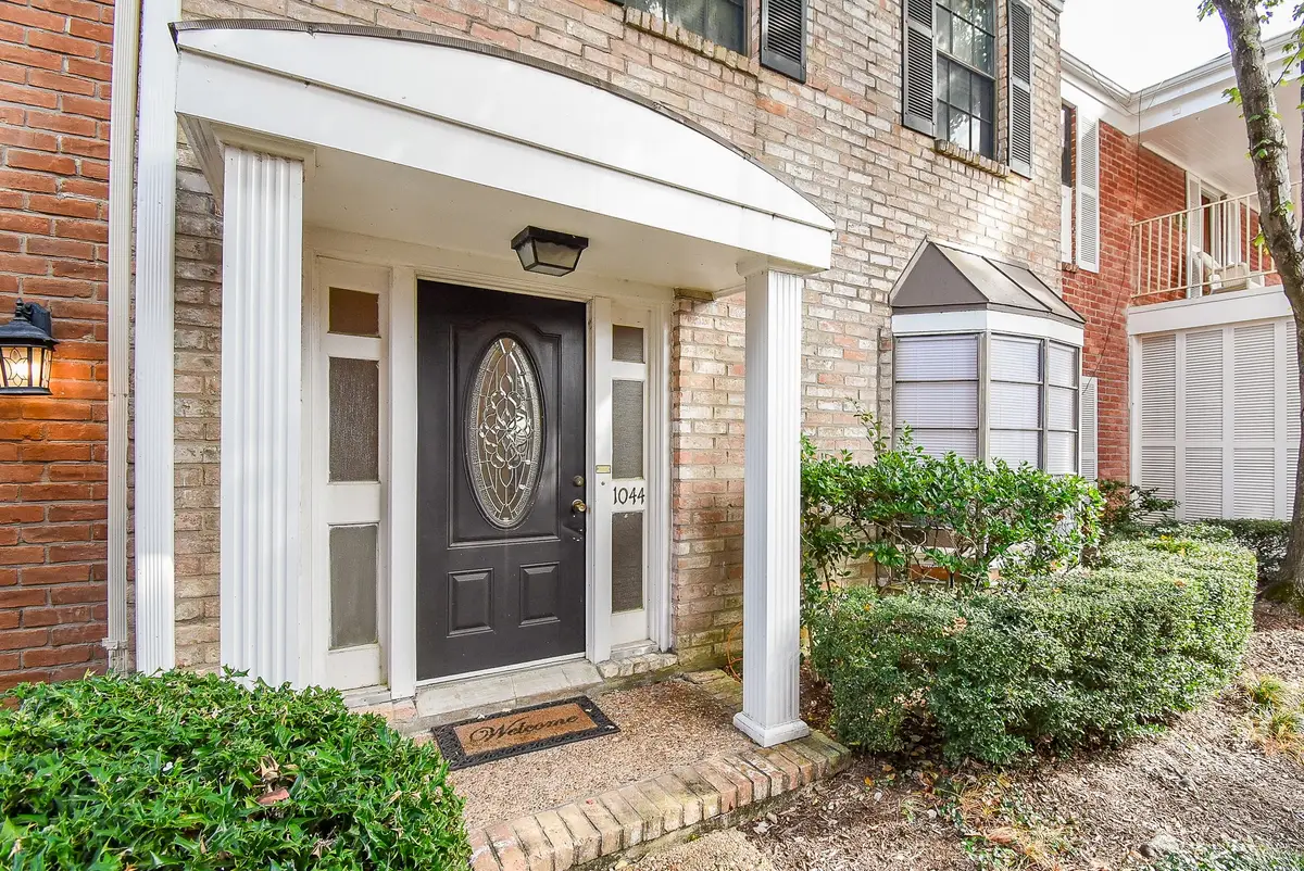 1044 Augusta Drive #1044, Houston, TX 77057 - #1