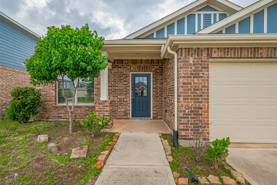 335 Jewett Meadow Drive, Magnolia, TX 77354 - Image #2