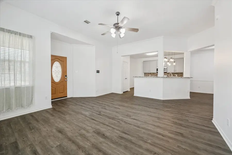 4702 Arbor Lane, Pasadena, TX 77505 - Image #2