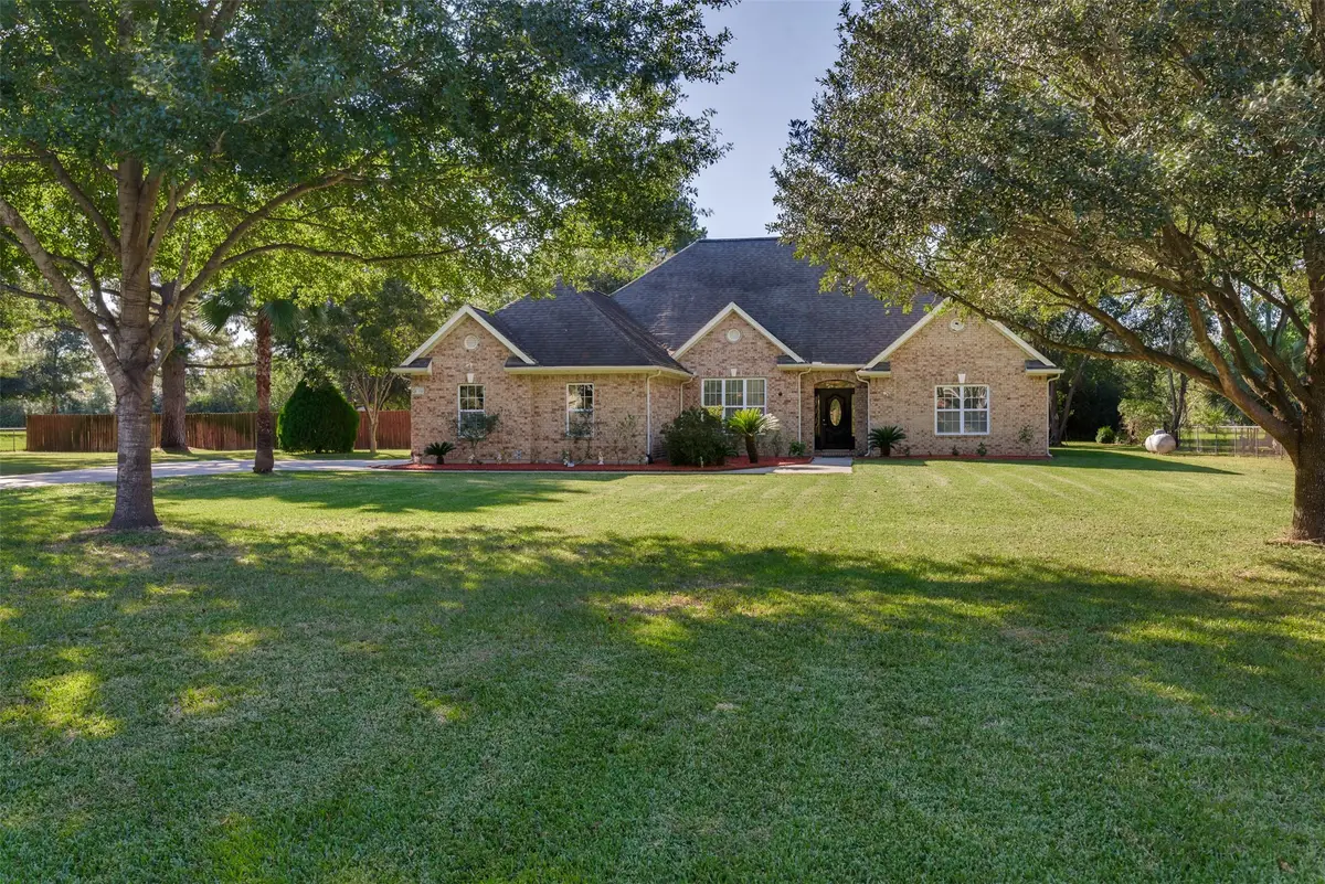 26105 Le Berge Drive, Tomball, TX 77377 - Image #1