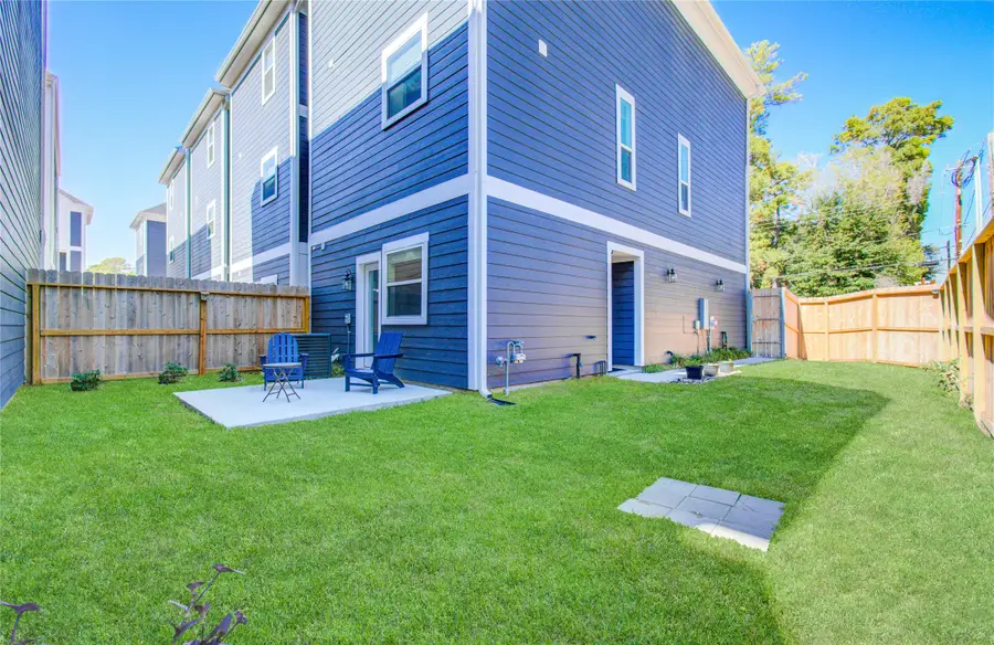 901 Lehman Street #A, Houston, TX 77018 - #2