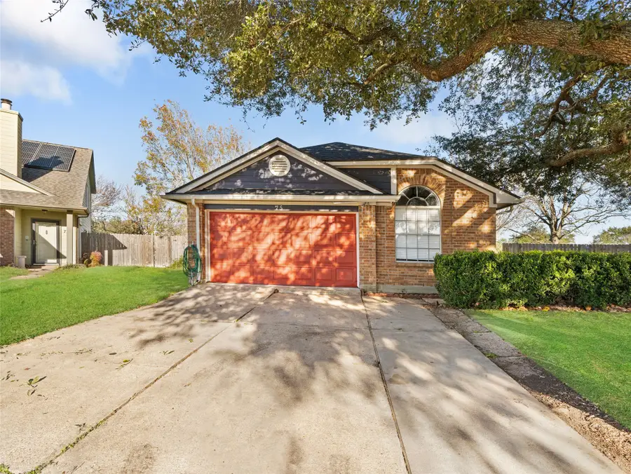 75 Avocado Court, Lake Jackson, TX 77566 - Image #2