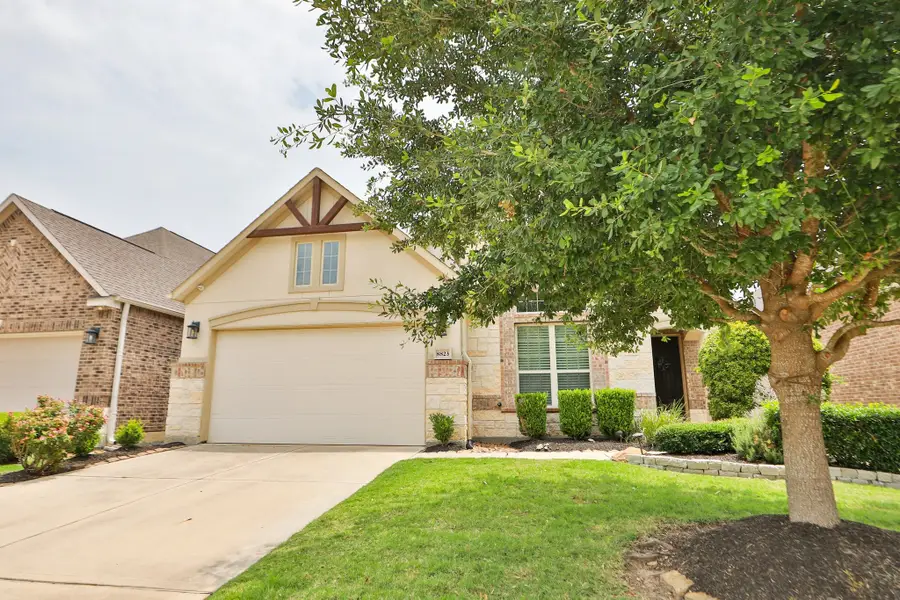 8823 Leaning Hollow Lane, Spring, TX 77379 - Image #3