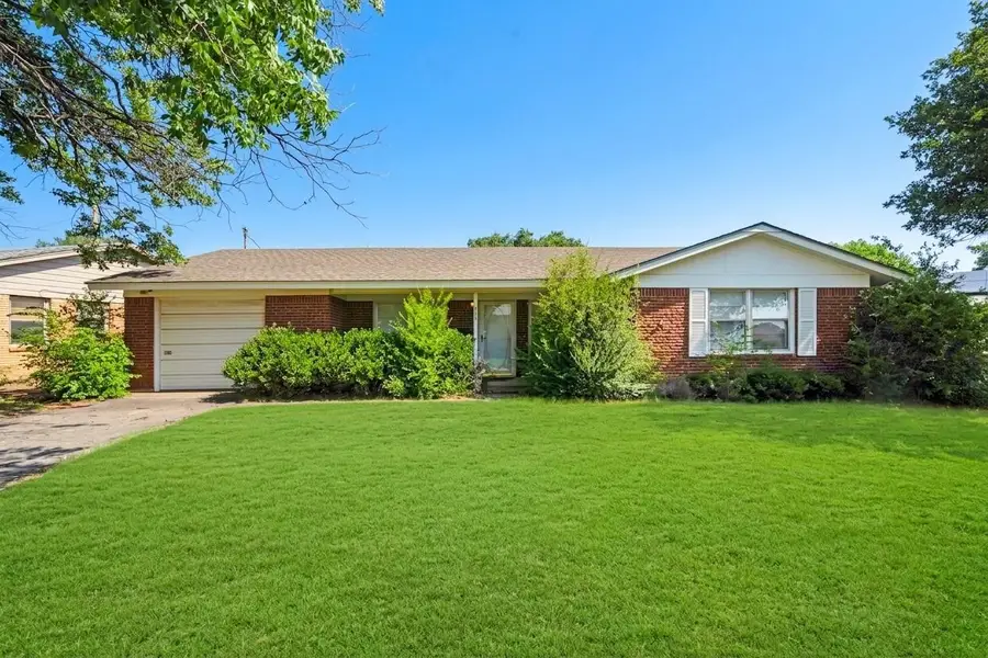 4607 Mistletoe Drive, Wichita Falls, TX 76310 - #2