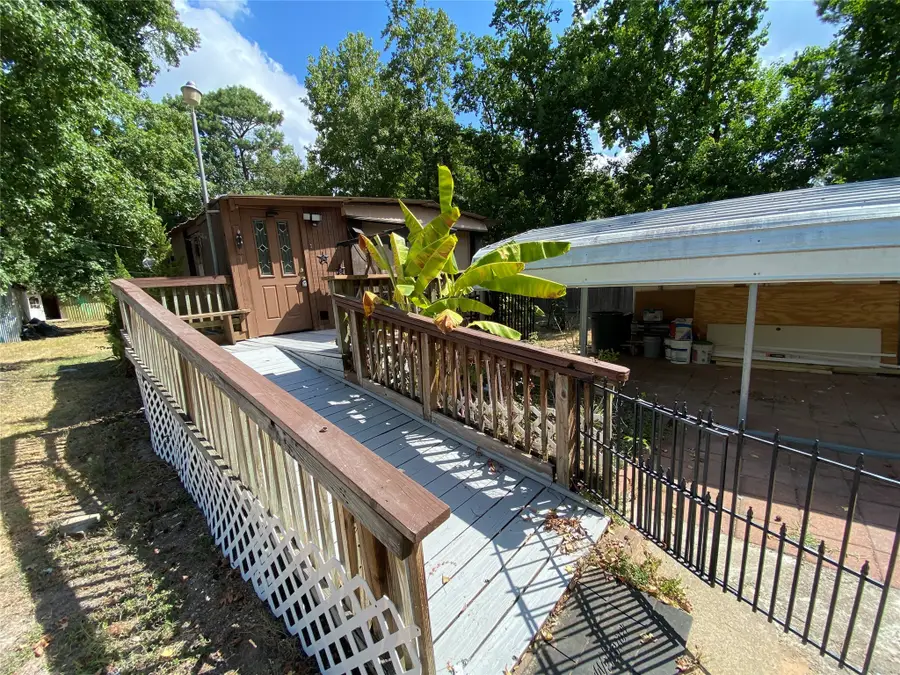 109 Birchwood Drive, Willis, TX 77378 - Image #3