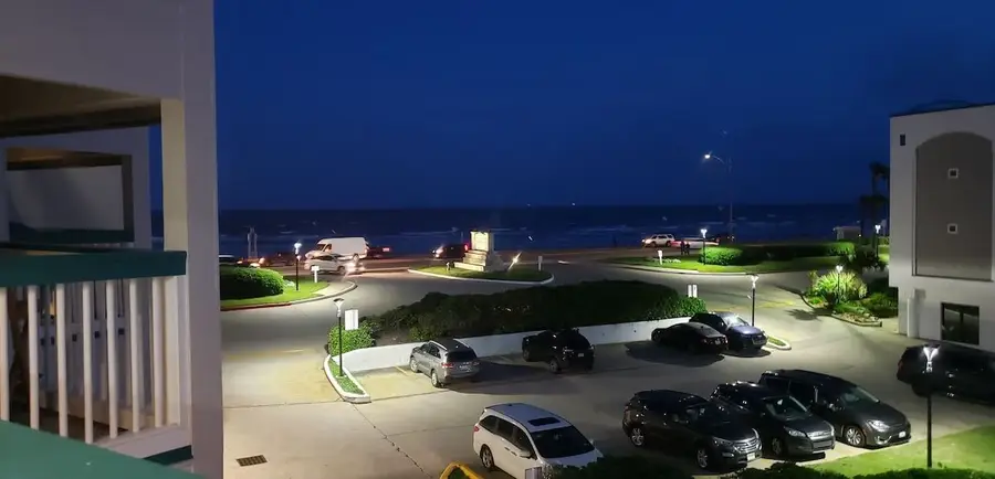 6102 Seawall Boulevard #210, Galveston, TX 77551 - Image #2