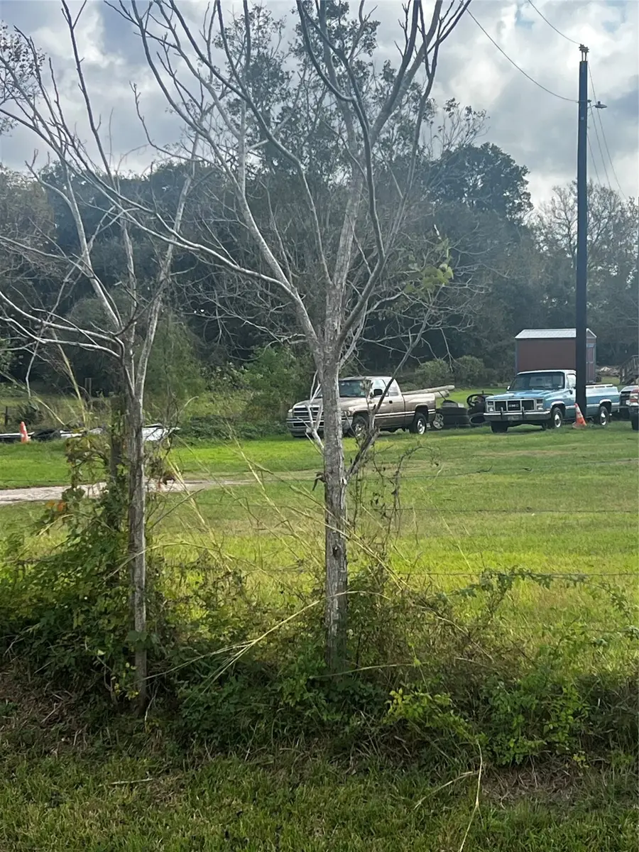 350 County Road 273, Bay City, TX 77414 - Image #2