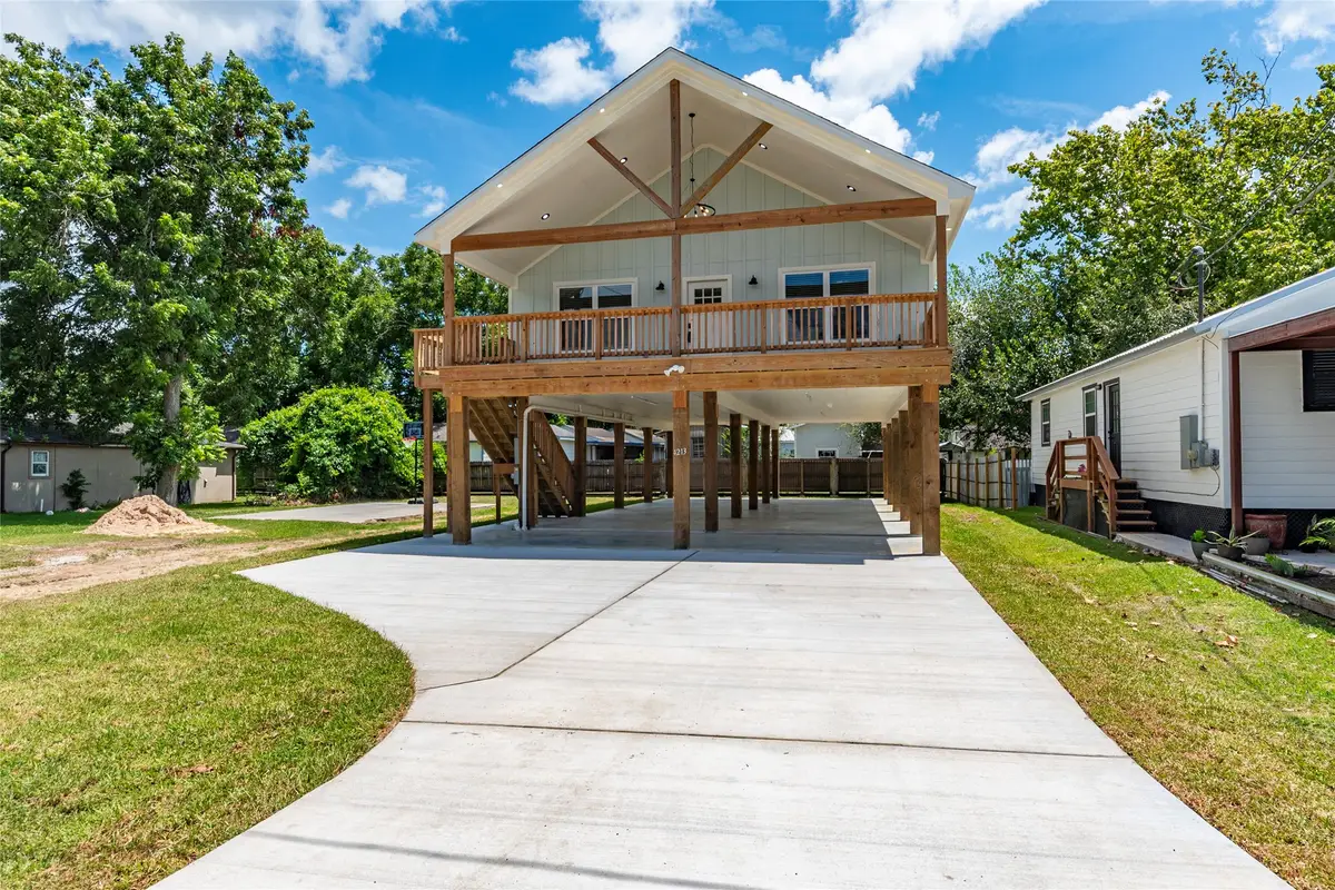 4213 Houx Street, Bacliff, TX 77518 - #1