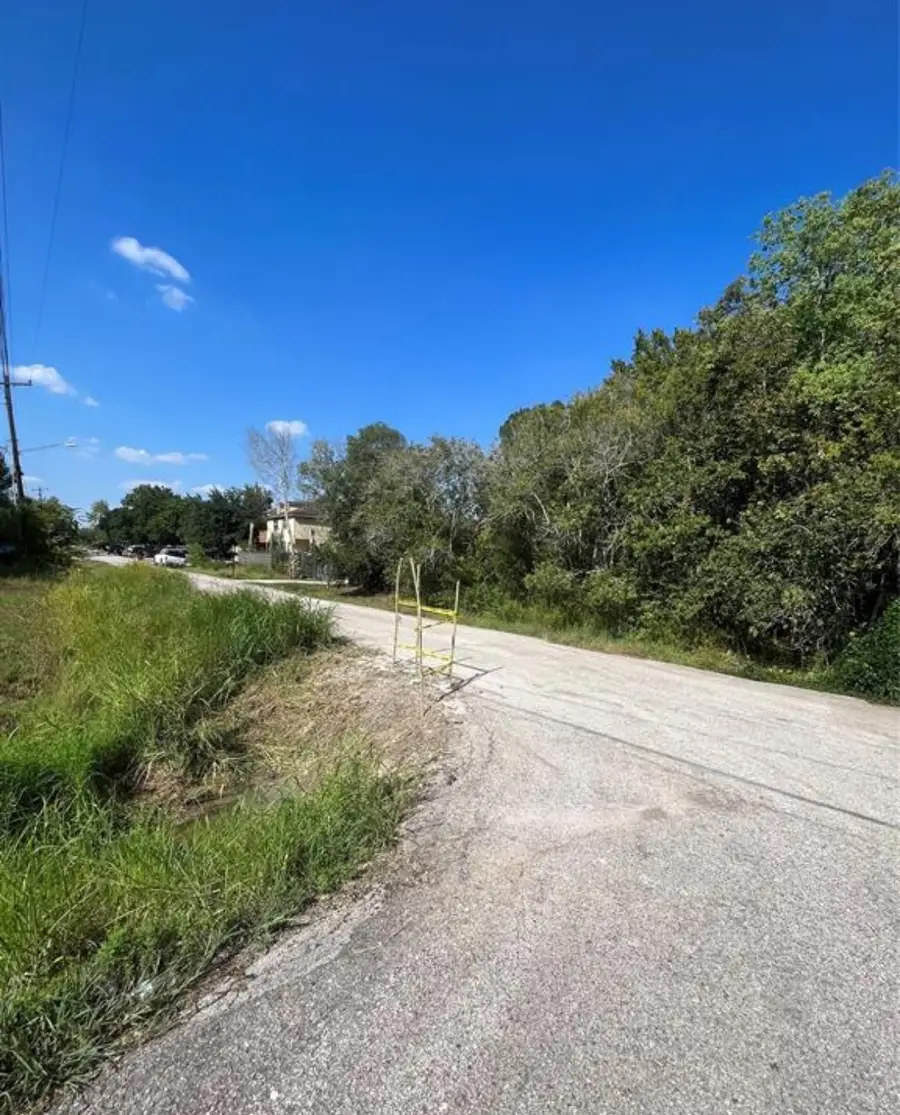 0 Teneha Street, Houston, TX 77033 - #3