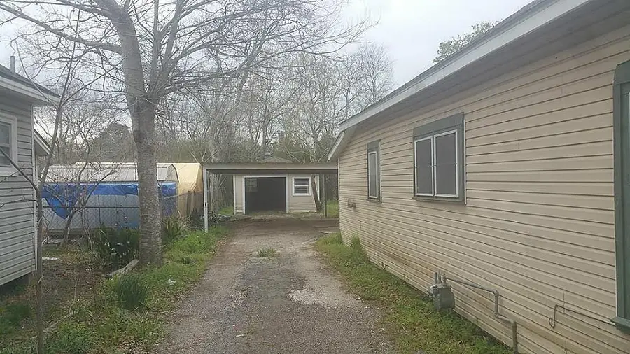 302 Kernohan Street, Crosby, TX 77532 - Image #2