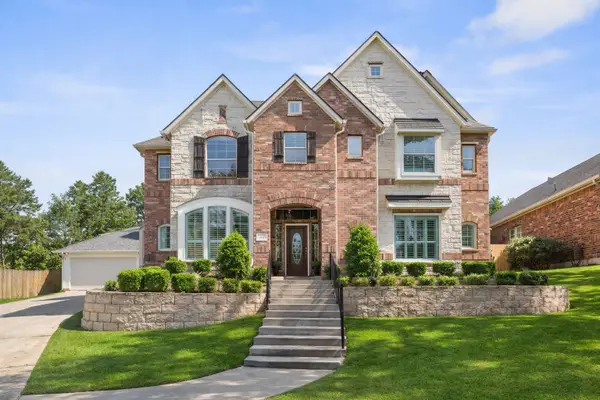 2153 Summit Mist Drive, Conroe, TX 77304