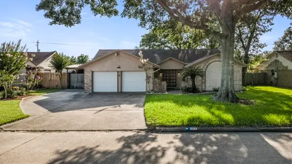 4310 A Bar Drive, Santa Fe, TX 77510