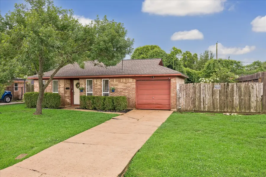 1122 Sunny Drive, Houston, TX 77037 - #2