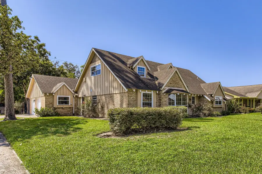 1103 W Donovan Street, Houston, TX 77091 - Image #2