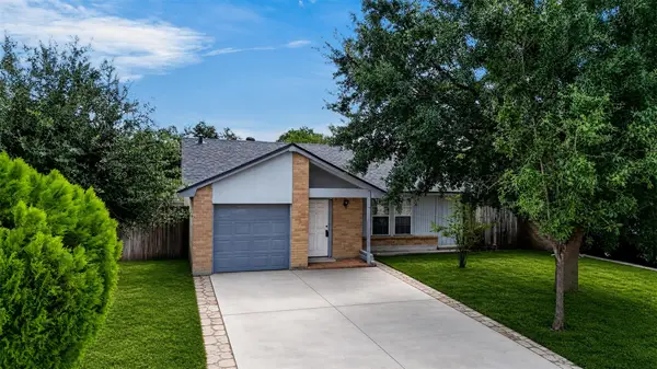 11918 E Marsham Circle, Houston, TX 77066