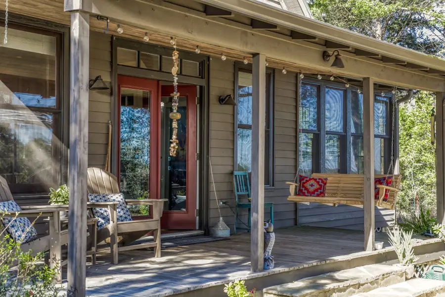 1745 Schoenberg Road, Carmine, TX 78932 - Image #2