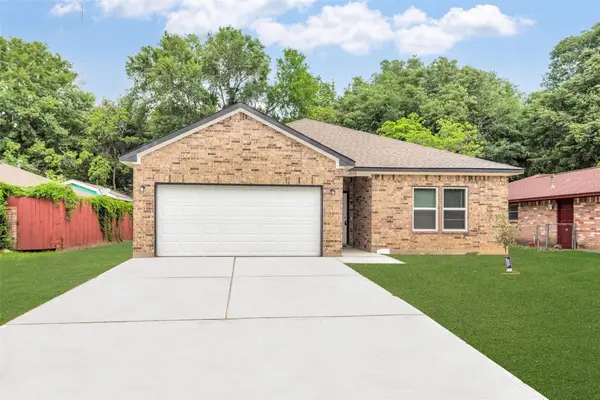 1206 Denison Avenue, Cleveland, TX 77327