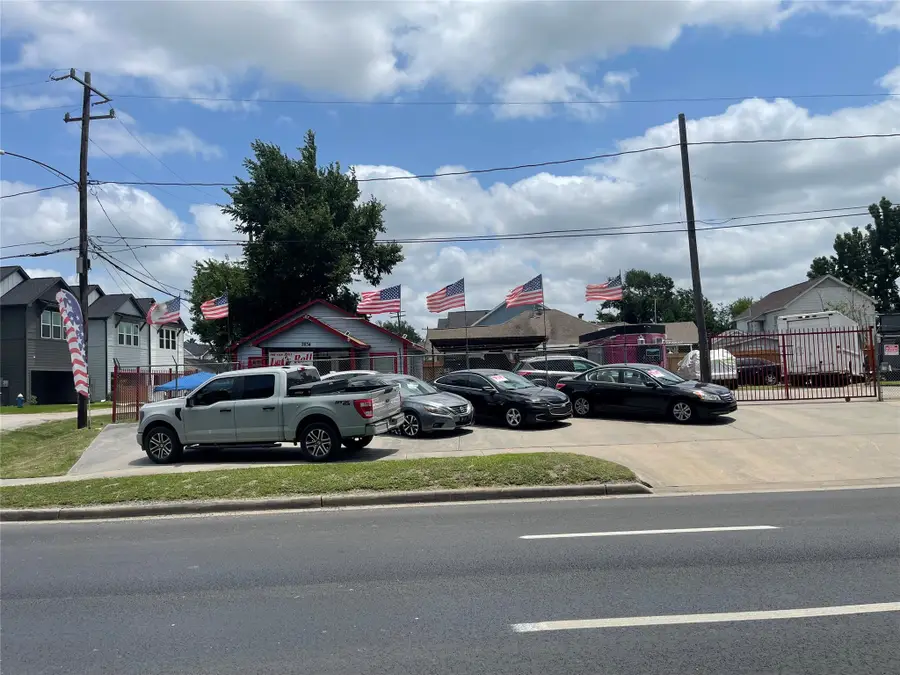 2834 North Freeway N, Houston, TX 77009 - Image #2
