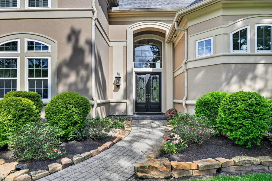 7 Spindrift Place, The Woodlands, TX 77381 - #2