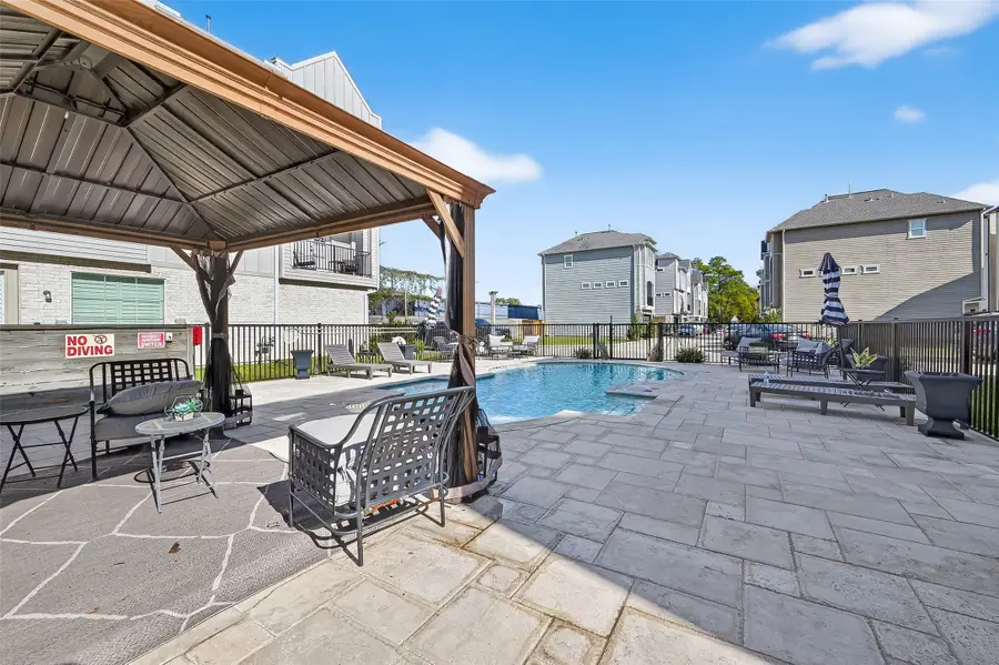 1303 Upland Retreat Blue Place, Houston, TX 77043 - Image #3