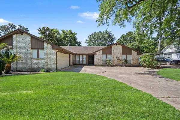 17419 Cassina Drive, Spring, TX 77388