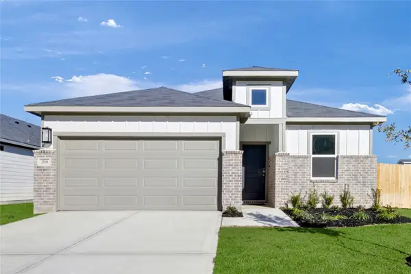 210 Rustic Alder Drive, Crosby, TX 77532