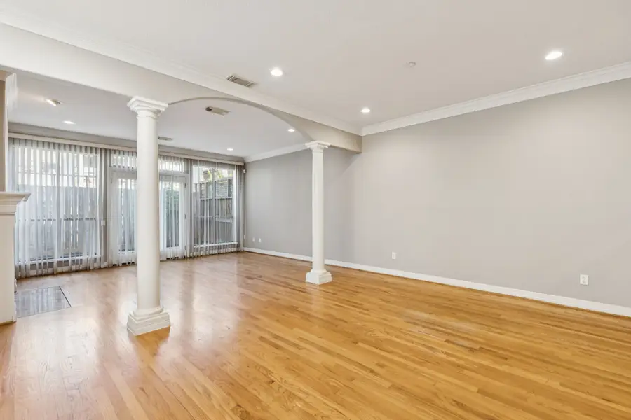 4916 Travis Street, Houston, TX 77002 - Image #3