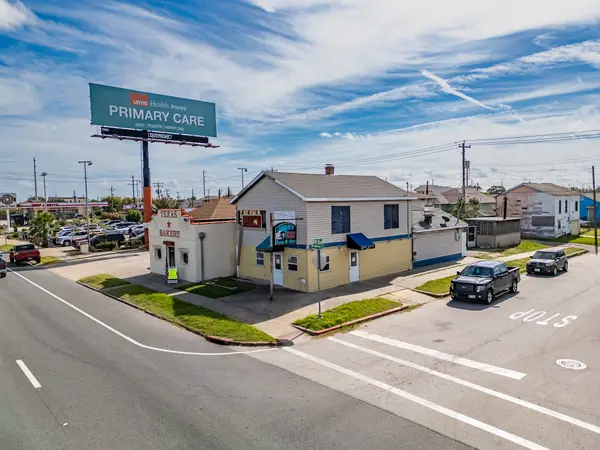 5427 Broadway Street #A, Galveston, TX 77551