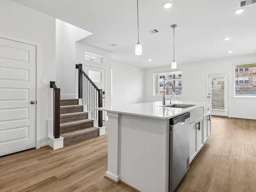 6330 Sapphire Ocean Drive, Houston, TX 77092 - #2