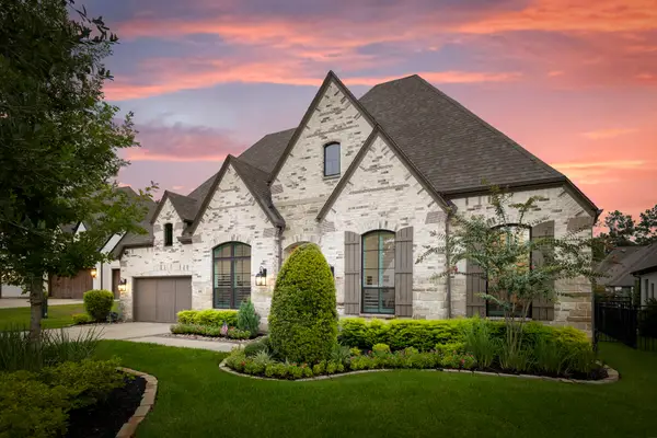 216 N Opulent Drive, Montgomery, TX 77316