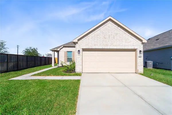 656 Imperial Loop, Alvin, TX 77511