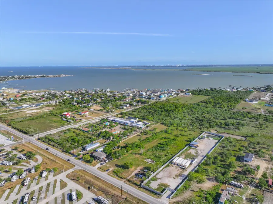 2375 E Fm 517, San Leon, TX 77539 - #2