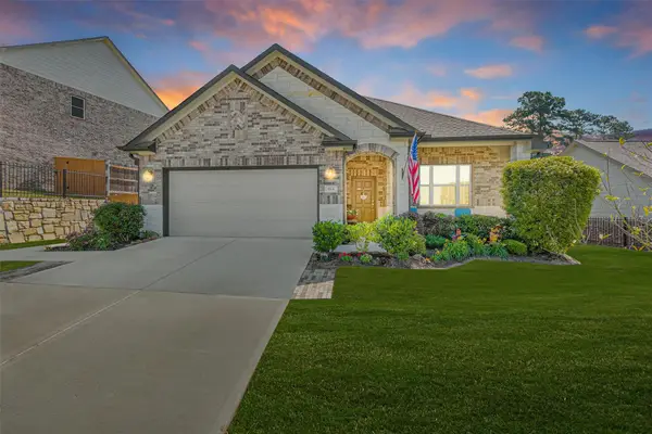 954 Golden Willow Lane, Conroe, TX 77304