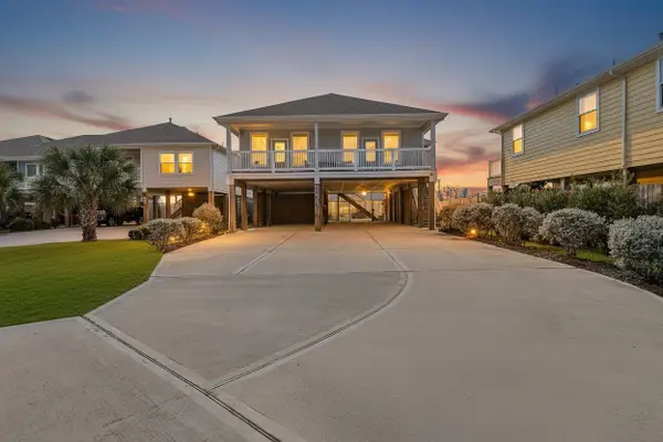 263 Bay Oaks Drive, La Porte, TX 77571