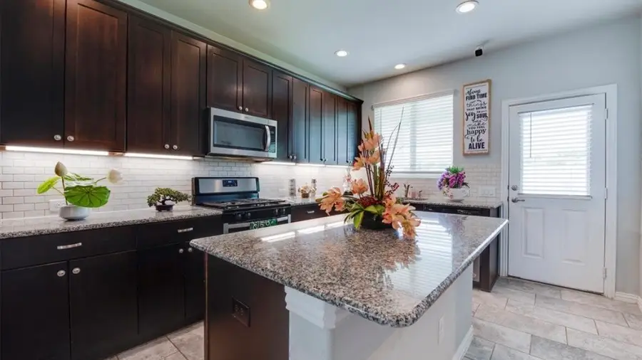 1225 Scarlet Mountain Drive, Rosharon, TX 77583 - #2