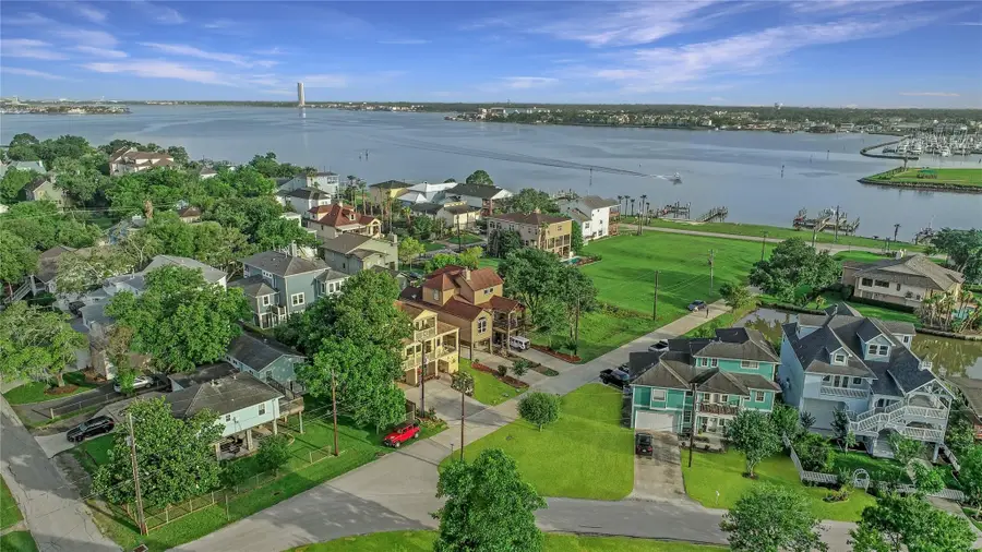 150 Rosewood Road, Clear Lake Shores, TX 77565 - #3