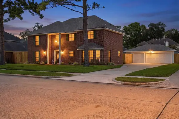 1309 Rachel Court, Pearland, TX 77581